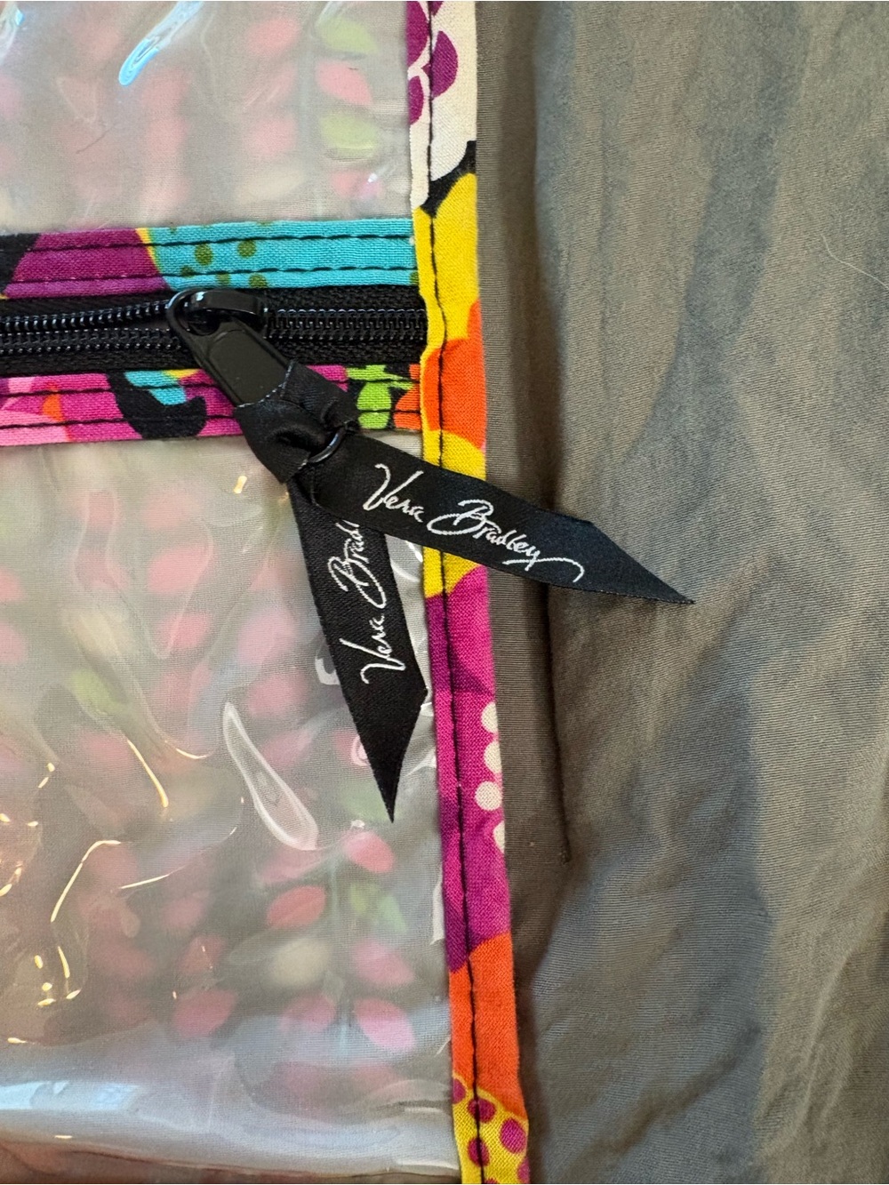 Vera Bradley Ultimate Travel
Case in(Retired) Va Va Bloom. - Picture 12 of 12